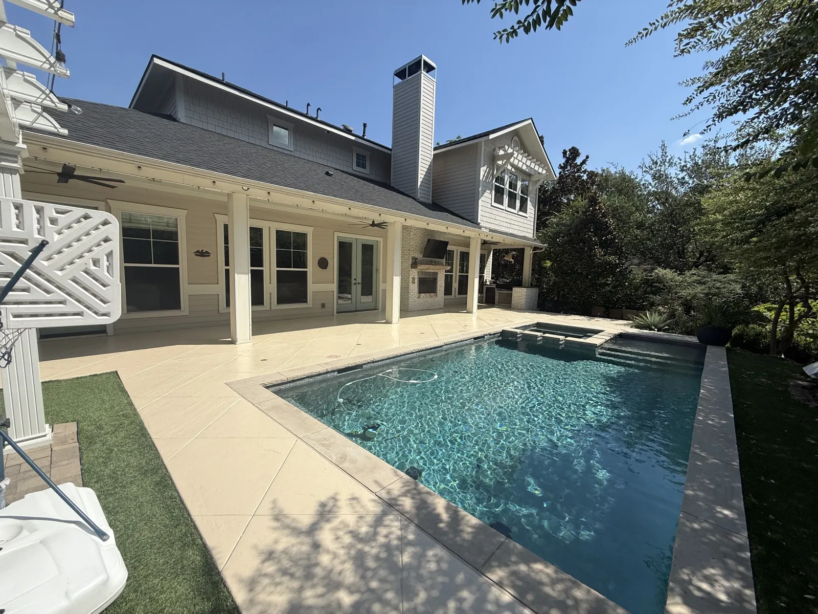 Stamped concrete pool deck poured and finished by Concrete Canvas in Dallas-Fort Worth